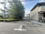 自然に恵まれた豊かな緑と美しいロケーションが特徴です。穏やかな暮らしやリラックスした健康的な生活が送れそう。日々の喧騒から離れ、自然に囲まれた癒しの場所はいかがでしょうか。
