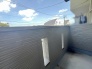 季節の変化や天気の良い日には、バルコニーでの時間が心地よく、気分をリフレッシュさせることができます。
