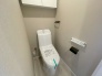 トイレにはウォシュレット機能を標準装備。
