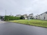 現地ご見学の際、スタッフが様々なご質問に対応いたします、周辺環境、前面道路、建築可能な建物について、ぜひご相談ください。
