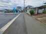 安心して暮らすことのできる住宅街。　住宅地の道路は一般に交通量が少なく車などの騒音が少ないため、住民にとって静かな生活環境が提供されます。
