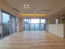 家族みんなが集まるリビング。広さを重視した家族全員が集まれるリビングは、住む上で大事な空間になります。
