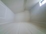 大きな小屋裏収納はなんだかワクワクしてしまうスペース。