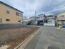現在建物を建築中です、建築中の物件については現地確認の他、同施工会社の完成施工例のご案内、担当者のプレゼンテーションにてご検討ください。適切なご検討の方法をご説明させて頂きます。
