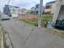 安心して暮らすことのできる住宅街。　住宅地の道路は一般に交通量が少なく車などの騒音が少ないため、住民にとって静かな生活環境が提供されます。
