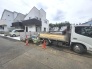 現在建物を建築中です、建築中の物件については現地確認の他、同施工会社の完成施工例のご案内、担当者のプレゼンテーションにてご検討ください。適切なご検討の方法をご説明させて頂きます。
