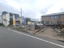 周辺は住宅が建ち並ぶ閑静な住宅街です。
