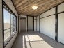 実際に室内をご見学頂くと生活のイメージが広がります。家具を置いたイメージや窓からの景色など、現地で体感ください。
