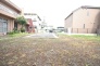 建築条件なしの敷地。弊社グループ「白馬建設」にて建物プランをご提案できます。実際の陽当たりやサイズ感を現地でお確かめください。


