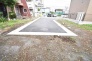 現地ご見学の際、スタッフが様々なご質問に対応いたします、周辺環境、前面道路、建築可能な建物について、ぜひご相談ください。
