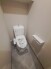 トイレにはウォシュレット機能を標準装備。
