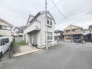 周辺は住宅が建ち並ぶ閑静な住宅街です。
