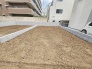 土地物件にはご確認頂くポイントがたくさんございます、土地だけのご見学の際もご遠慮せず、ぜひお気軽に担当スタッフにお申しつけくださいませ。
