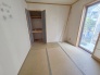 各お部屋に収納が設置されています。
