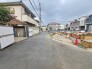安心して暮らすことのできる住宅街。　住宅地の道路は一般に交通量が少なく車などの騒音が少ないため、住民にとって静かな生活環境が提供されます。

