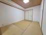 和室がある間取り。畳の香りとともにどこか落ち着く空間です。
