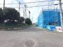 安心して暮らすことのできる住宅街。　住宅地の道路は一般に交通量が少なく車などの騒音が少ないため、住民にとって静かな生活環境が提供されます。
