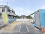 現在建物を建築中です、建築中の物件については現地確認の他、同施工会社の完成施工例のご案内、担当者のプレゼンテーションにてご検討ください。適切なご検討の方法をご説明させて頂きます。
