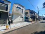安心して暮らすことのできる住宅街。　住宅地の道路は一般に交通量が少なく車などの騒音が少ないため、住民にとって静かな生活環境が提供されます。
