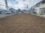 土地物件にはご確認頂くポイントがたくさんございます、土地だけのご見学の際もご遠慮せず、ぜひお気軽に担当スタッフにお申しつけくださいませ。
