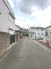 周辺は住宅が建ち並ぶ閑静な住宅街です。
