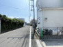 周辺は住宅が建ち並ぶ閑静な住宅街です。
