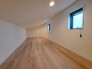 固定階段でいける小屋裏収納。