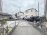周辺は住宅が建ち並ぶ閑静な住宅街です。
