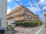 周辺は住宅が建ち並ぶ閑静な住宅街です。
