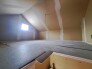 大きな小屋裏部屋はなんだかワクワクしてしまうスペース。趣味の空間や子供のワークスペース、季節物の収納など色々な用途に利用できそうな予感。

