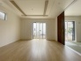 2号棟 家族が一番集まる場所だから広々としつつも素敵な空間であって欲しい。みんながくつろぐリビングからキッチンまでが一つの空間のように繋がる間取り。
