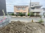 周辺は住宅が建ち並ぶ閑静な住宅街です。
