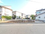 安心して暮らすことのできる住宅街。　住宅地の道路は一般に交通量が少なく車などの騒音が少ないため、住民にとって静かな生活環境が提供されます。
