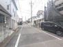 周辺は住宅が建ち並ぶ閑静な住宅街です。
