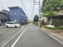 周辺は住宅が建ち並ぶ閑静な住宅街です。
