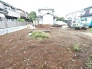 建築条件なしの敷地。弊社グループ「白馬建設」にて建物プランをご提案できます。実際の陽当たりやサイズ感を現地でお確かめください。

