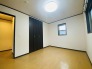 実際に室内をご見学頂くと生活のイメージが広がります。家具を置いたイメージや窓からの景色など、現地で体感ください。
