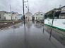 周辺は住宅が建ち並ぶ閑静な住宅街です。

