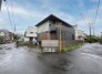 安心して暮らすことのできる住宅街。　住宅地の道路は一般に交通量が少なく車などの騒音が少ないため、住民にとって静かな生活環境が提供されます。
