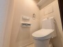 トイレにはウォシュレット機能を標準装備。

