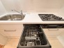 毎日の家事をサポートしてくれる食洗器も標準に装備。ちょっと嬉しい設備です
