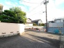 周辺は住宅が建ち並ぶ閑静な住宅街です。
