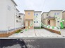 車通りの少ない閑静な住宅地、のびのびした子育てに適します。
