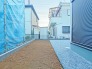 ベッドタウンにスタンダードなサイズのお庭付き。
