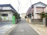 閑静な住宅地で、小さなお子様がいるご家族にも安心。
