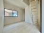 床材はワックス不要タイプ。お手入れが楽になる建材を使って建てました。
