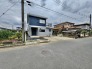 閑静な住宅地で、小さなお子様がいるご家族にも安心。

