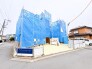 1号棟 建築中ですが、同じグレードの完成済み建物を参考にご覧になることもできます。現地より最寄りの物件をご案内しますので、お気軽にご要望をお聞かせください。
