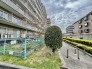 戸建てのように使える人気の庭付き。プライベートな空間が広がります。

