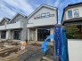 3号棟 幹線道路から１本入った現地は、想像以上に静かに感じられます。
